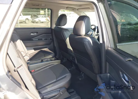 2025 Nissan Pathfinder Sl 4Wd z USA, uszkodzony, nr VIN 5N1DR3CD8SC204257